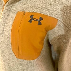 Camel accents with tweed body XXL Under Armour quarter zip